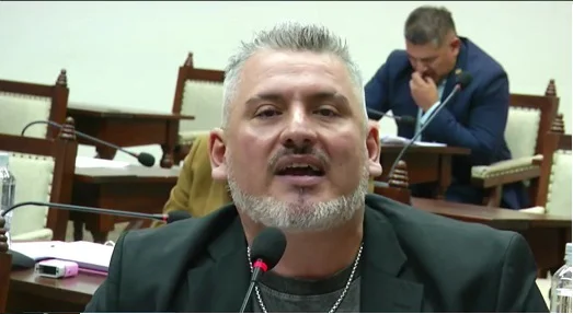 José García a