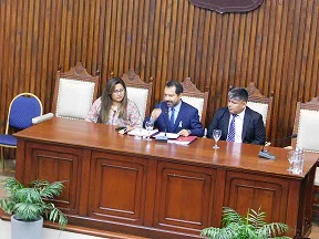 Coraita y secretarios a