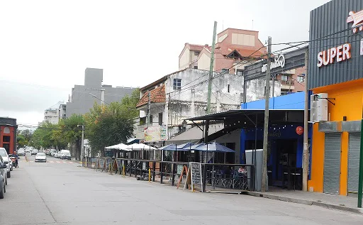 Decks plaza Alvarado a