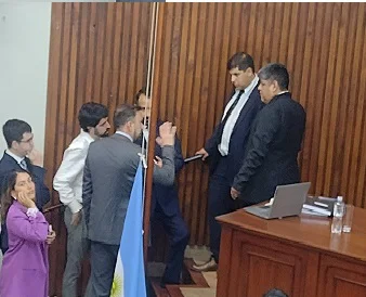 Madile en escalinata a